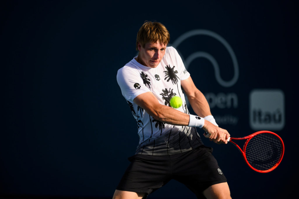 Ilya Ivashka hits a backhand