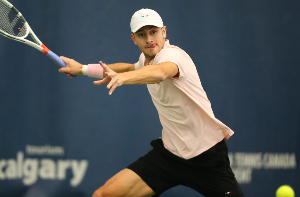 Brayden Schnur at the Calgary Challenger