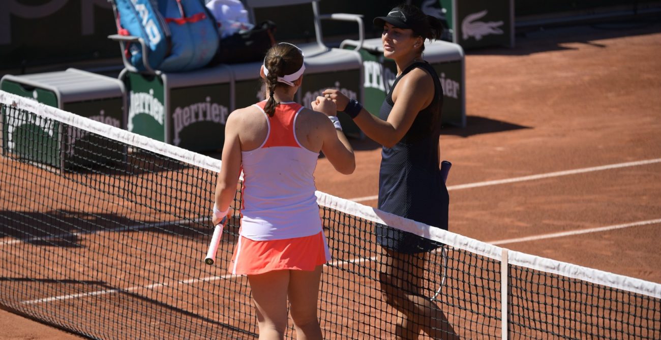 handshake Bianca