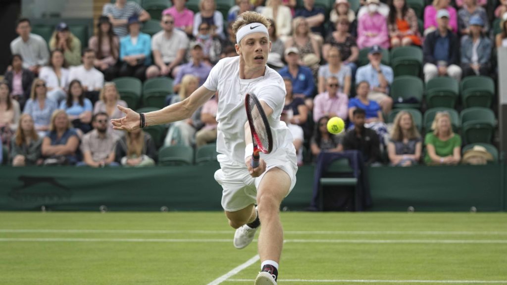 shapovalov wimbledon backhand