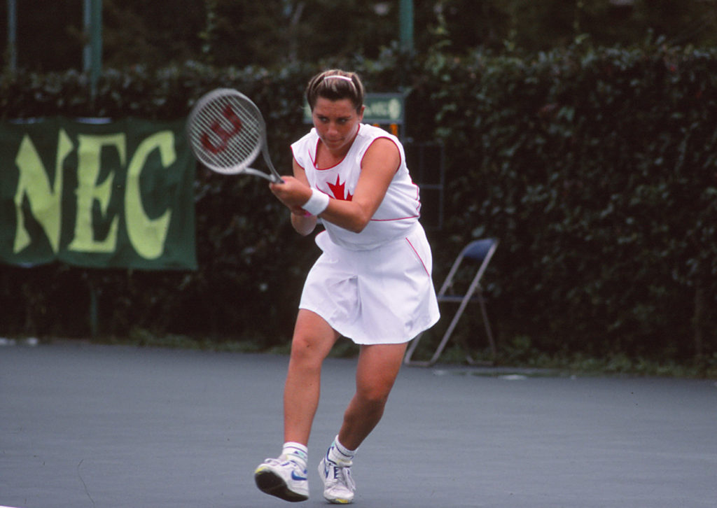 Helen Kelesi hits a backhand.