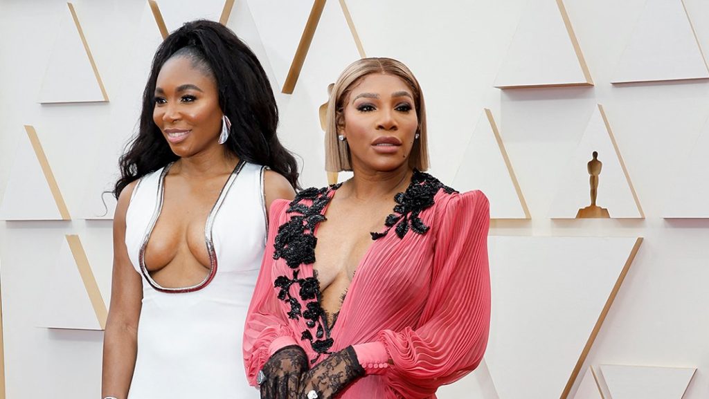 Serena and Venus Williams at the Oscars's Red Carpet