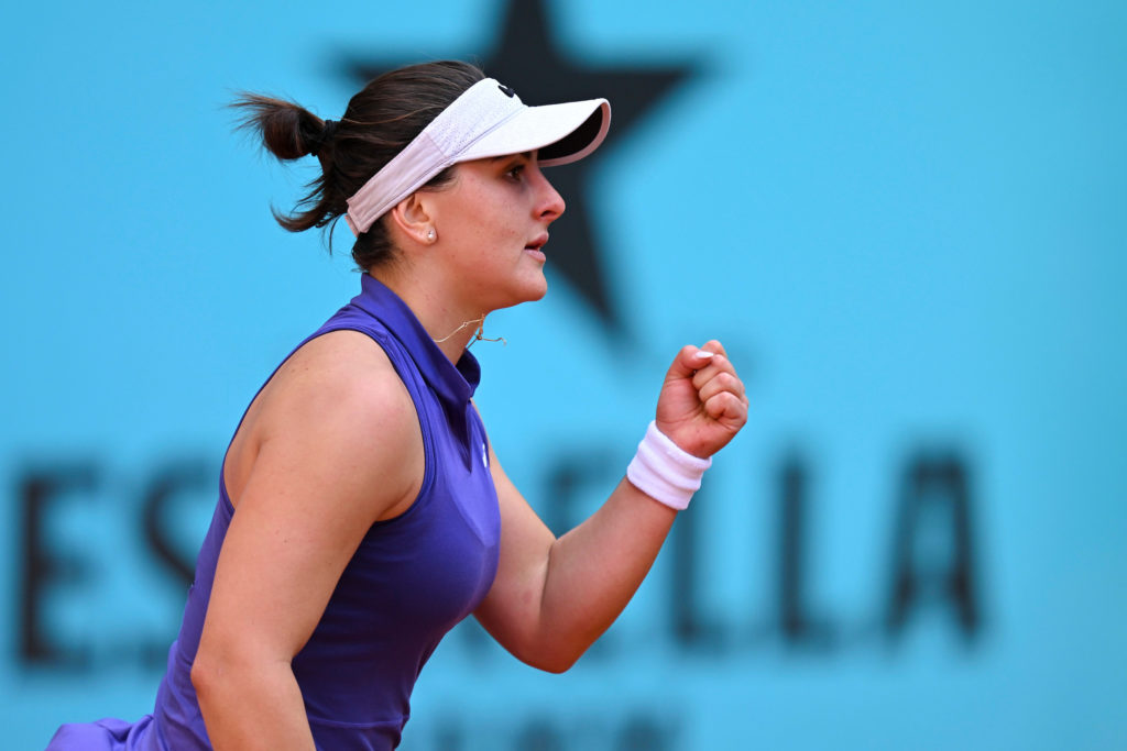 Bianca Andreescu pumps her fist