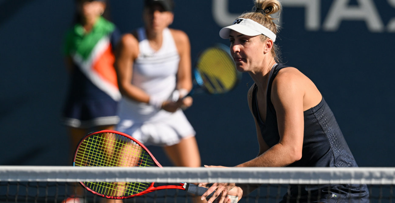 Dabrowski at net