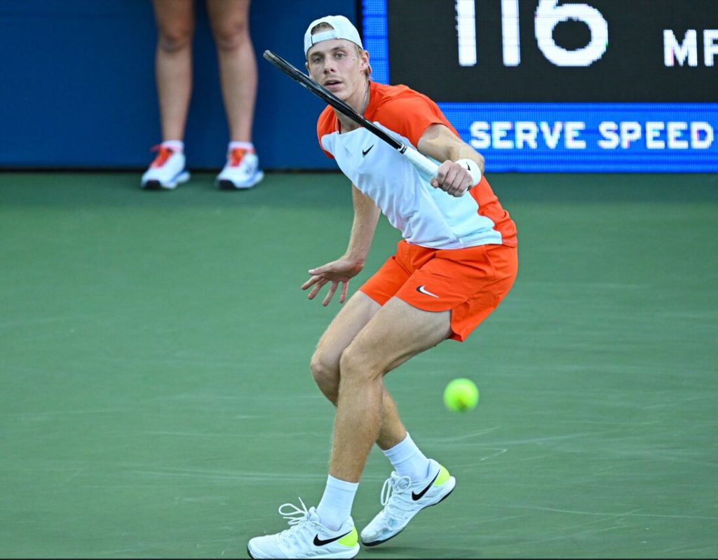 Shapovalov backhand