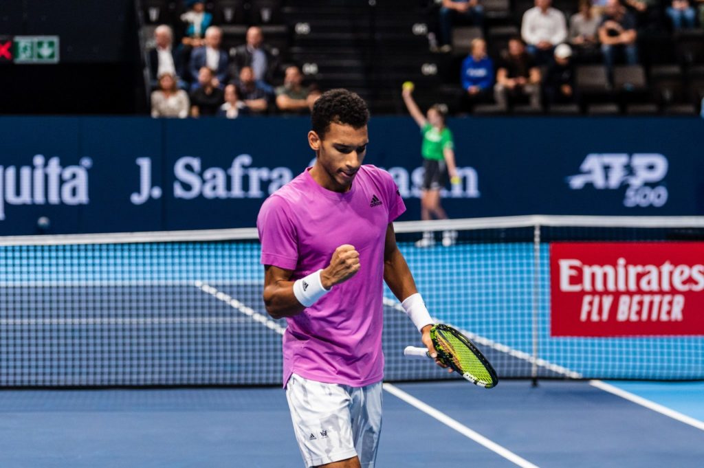 Felix Auger-Aliassime pumps his fist.