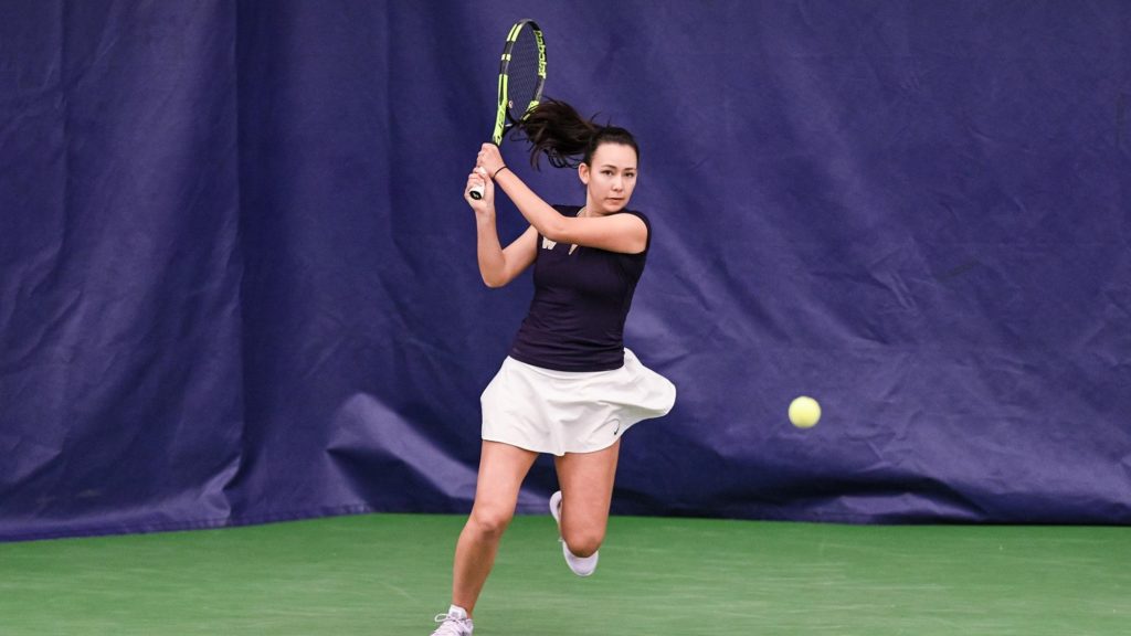 Stacey Fung backhand