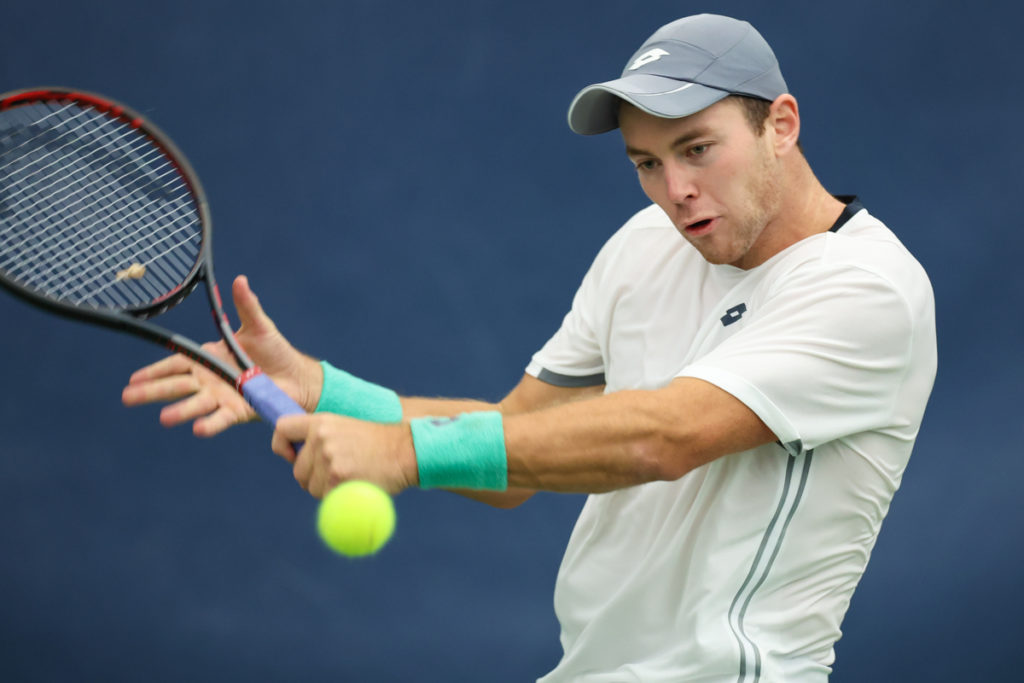 Dominik Koepfer backhand