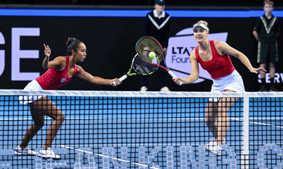 Leylah Fernandez (left) and Gabriela Dabrowski