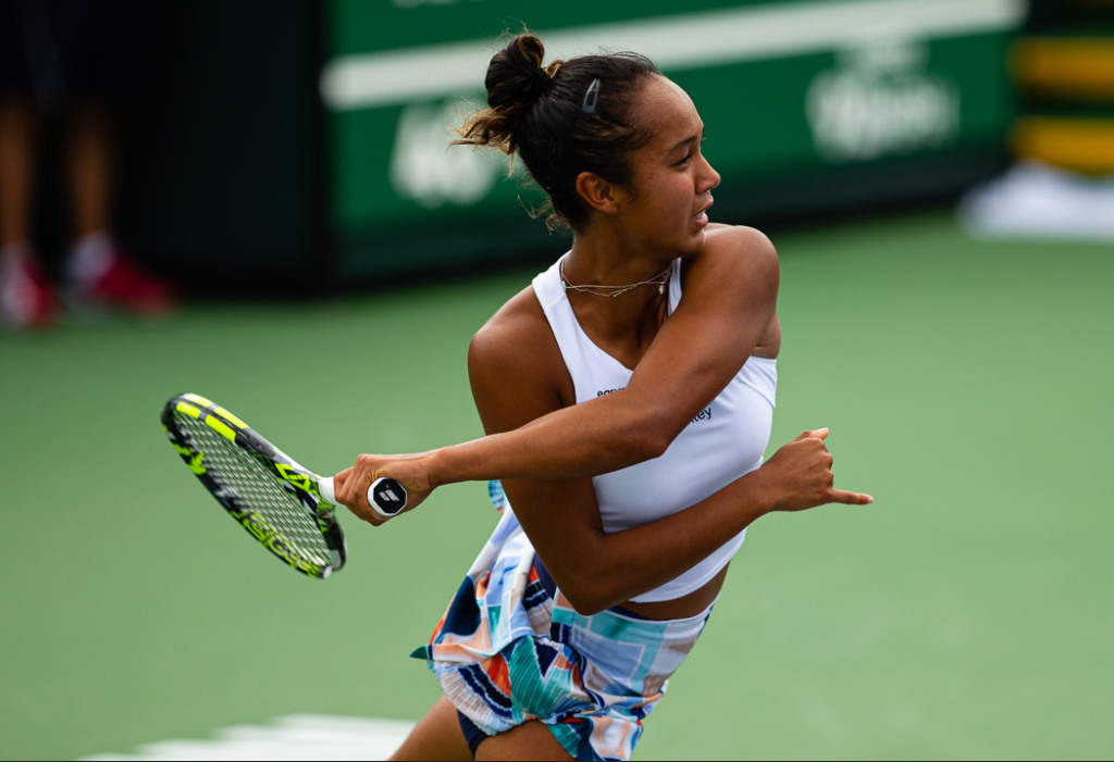 Leylah Fernandez follows through on a forehand.