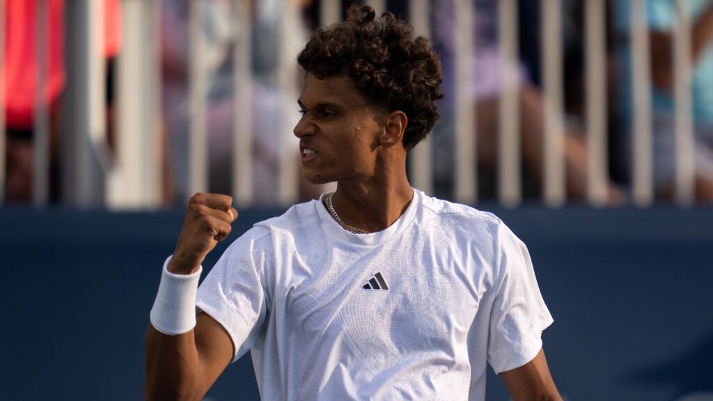 Gabriel Diallo pumps his fist.