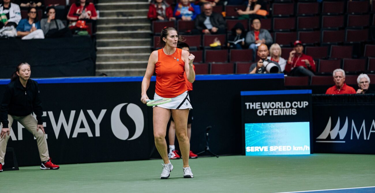 Rebecca Marino playing tennis