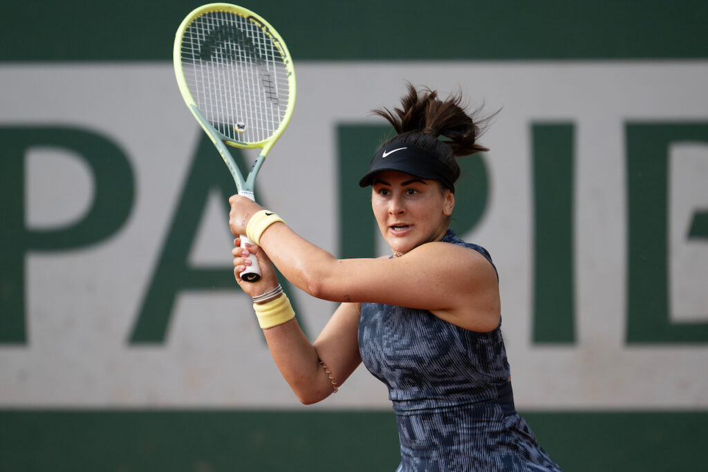 Bianca Andreescu backhand