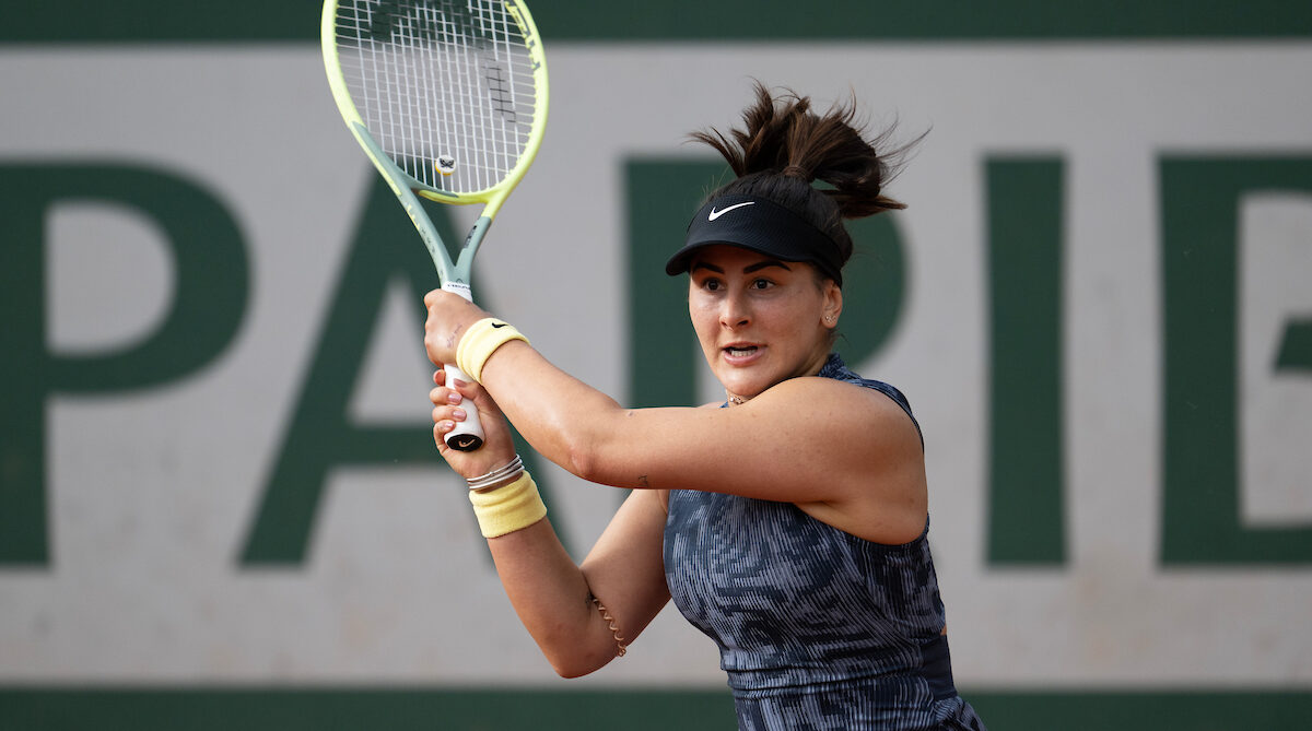 Bianca Andreescu backhand
