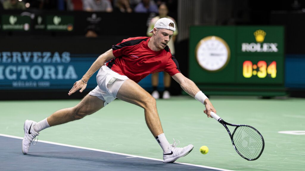 Denis Shapovalov reaches for a forehand during his loss to Jan-Lennard Struff, just like in 2022 at the Davis Cup Finals against Germany.