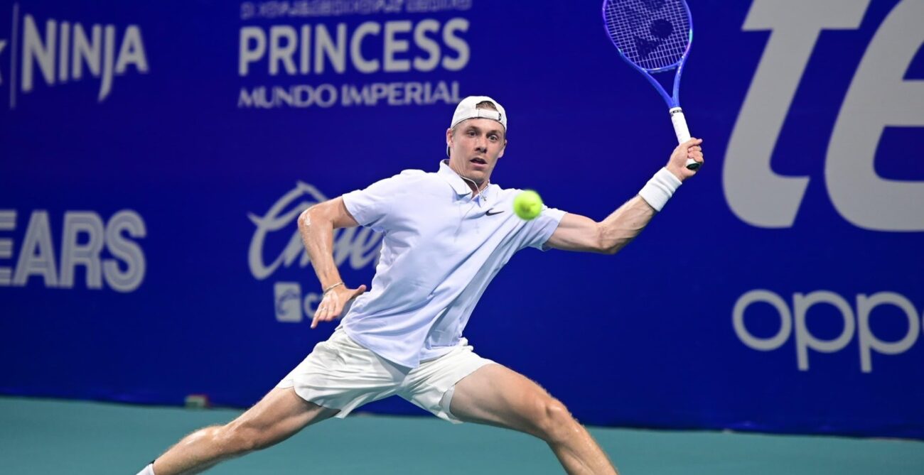 Denis Shapovalov winds up to hit a forehand in Acapulco. He beat Marcos Giron in the quarter-finals on Thursday.